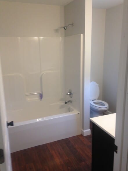Building Photo - 111 Traci Ln