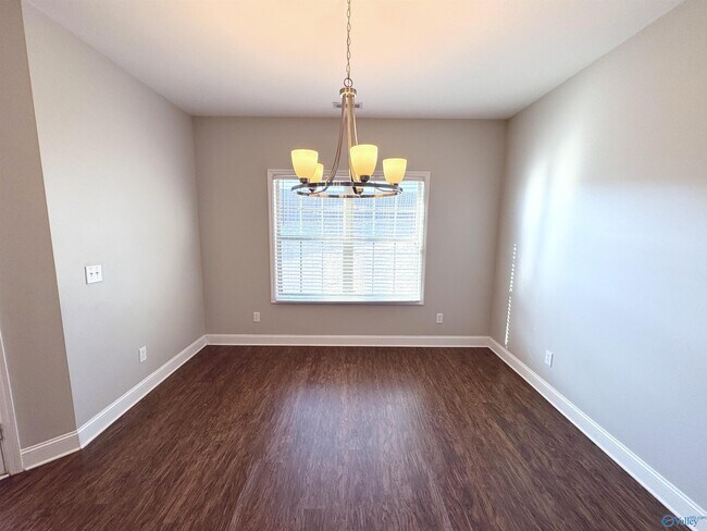 Building Photo - 120 James Parcus Cir