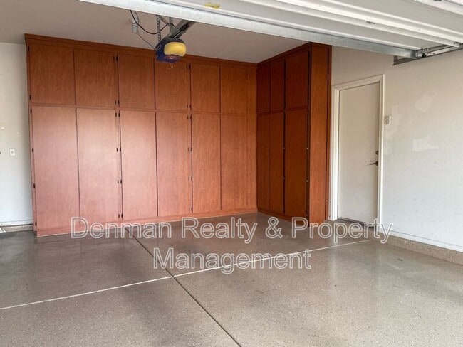 Building Photo - 7419 W Glass Ln