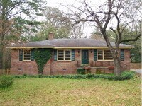 Building Photo - Forest Acres