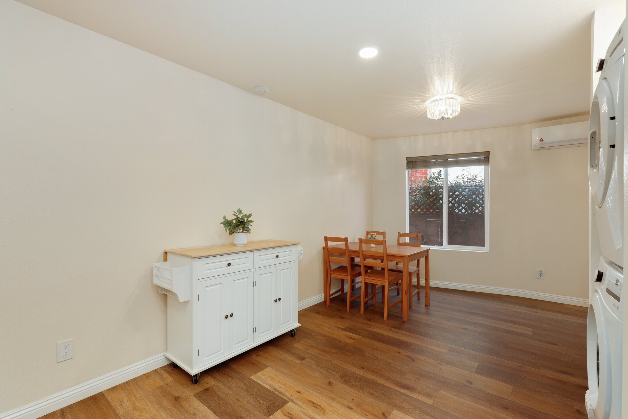 Building Photo - 3722 Ben St