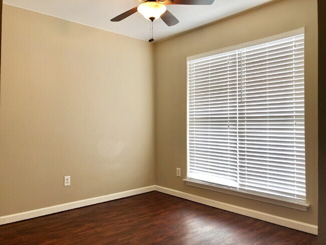 Building Photo - Updated Goodlettsville Home | 3BR with Deck, Fenced Yard & W/D Included