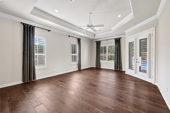 Building Photo - 15222 Hilltop View Dr