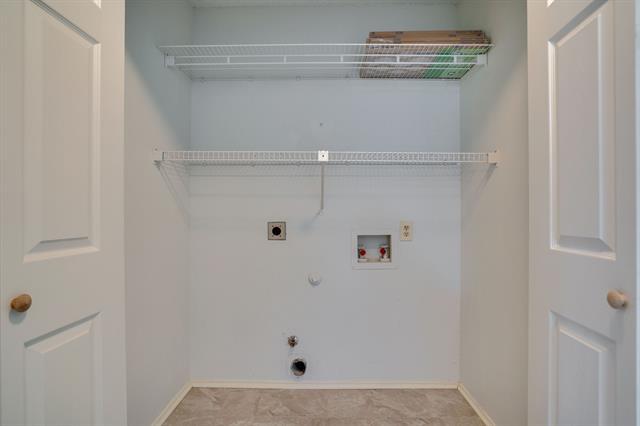 Building Photo - 329 Parkway Blvd