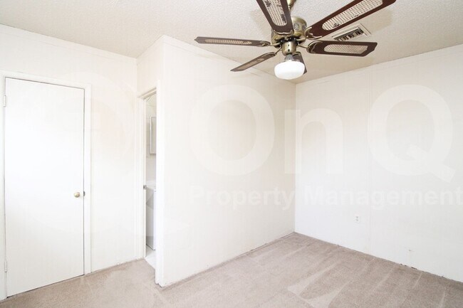 Building Photo - 16 1/2 South 81st Street