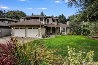Building Photo - 3bd/2.5ba Renton Home