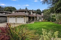 Building Photo - 3bd/2.5ba Renton Home