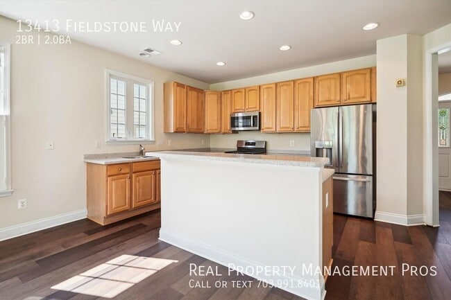 Building Photo - 13413 Fieldstone Way