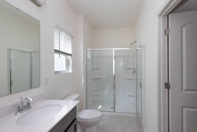 Building Photo - Beautiful 4 Bedroom Home Piedmont School D...