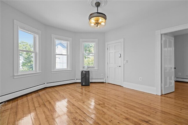 Building Photo - 39-39 Evergreen St