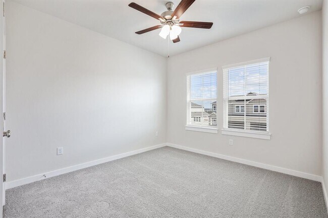 Building Photo - 2337 Moon Tower Trl