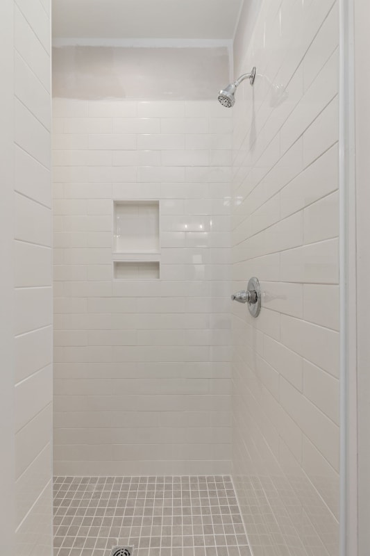 Building Photo - 219 Bush Rd SE