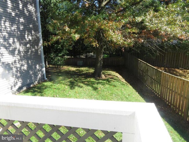 Building Photo - 12926 Grays Pointe Rd