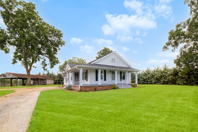 Building Photo - 2811 Locust Hill Rd