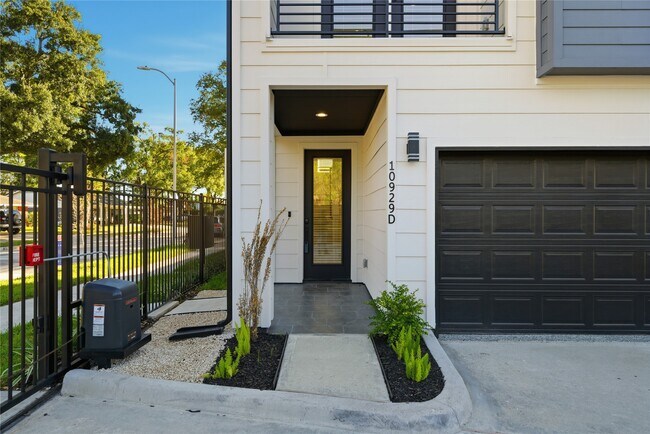 Building Photo - 10929 Ivyridge Rd