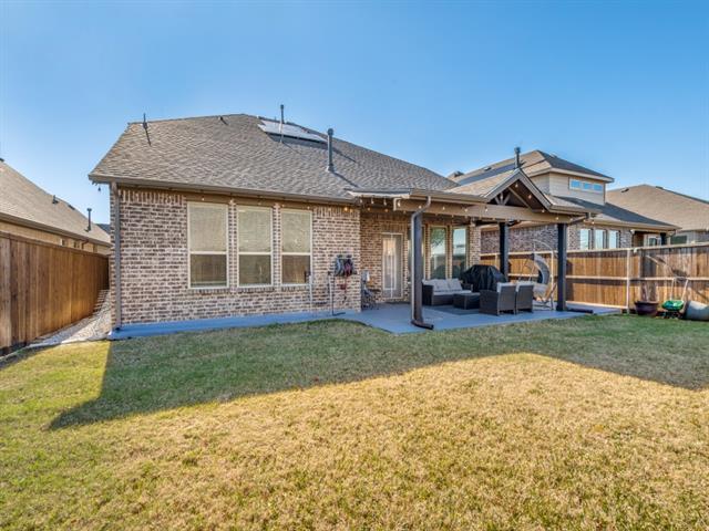 Building Photo - 3253 Lakewood Blfs Trl