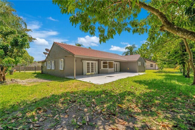 Building Photo - 15241 SW 150th St