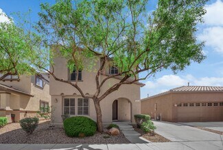 Building Photo - Beautiful Two bedroom 2 1/2 bath