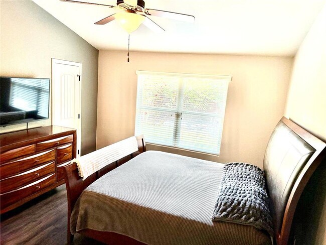 Building Photo - 2604 Garlic Creek Dr