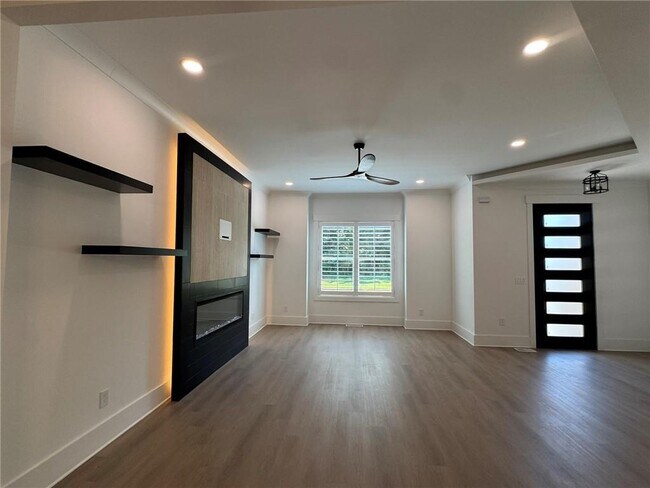 Building Photo - 173 Brush Creek Ct