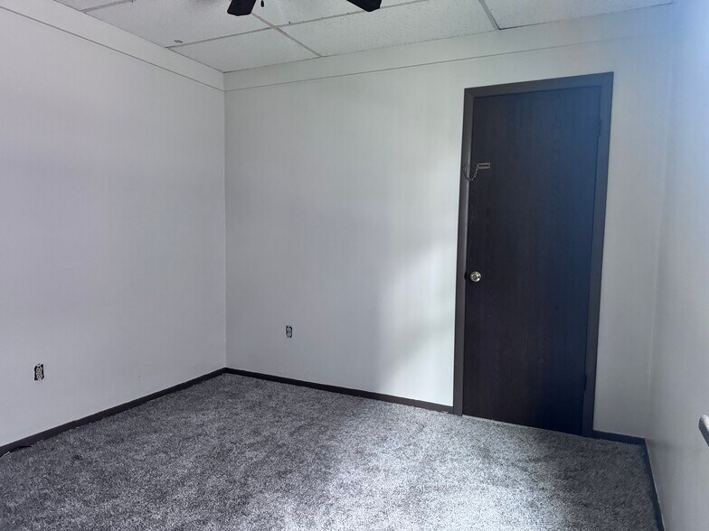 2nd Bedroom - 1205 Dunn St
