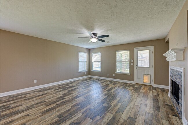 Building Photo - 16011 Heights Harvest Ln
