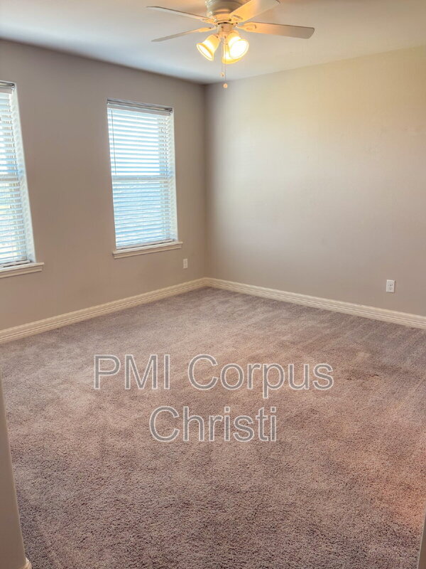 Building Photo - 3701 Nahid Ct