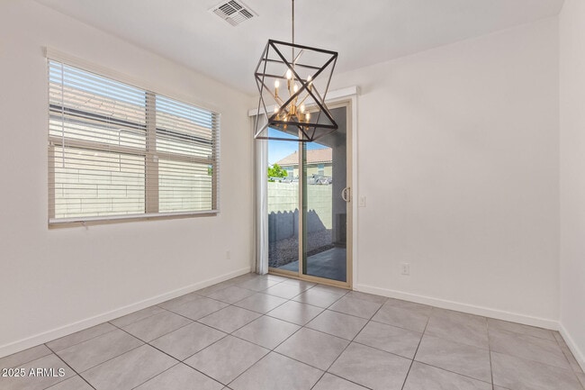 Building Photo - 40354 W Sunland Dr