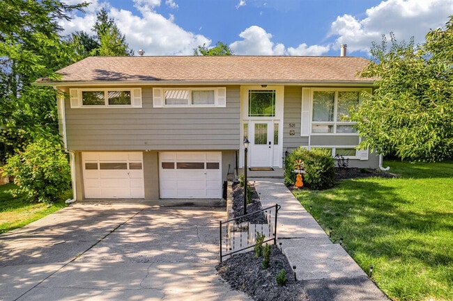 Building Photo - 521 Woodhaven Dr