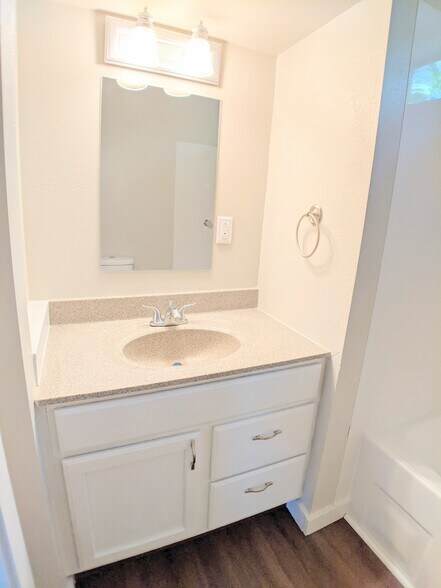 Bathroom - 756 W Grand Ave