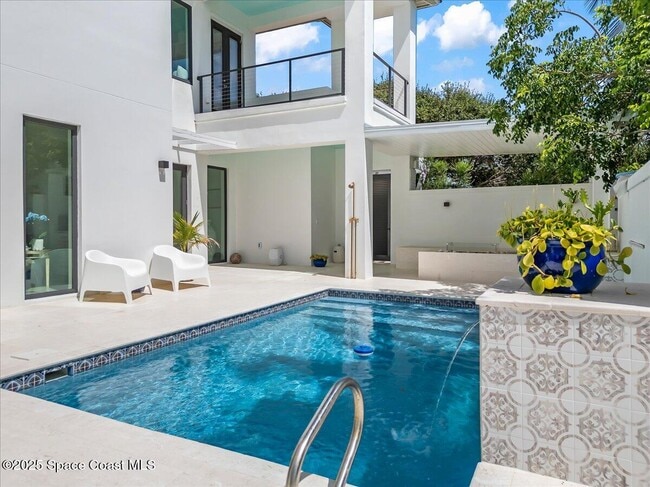 Building Photo - 7707 Kiawah Way