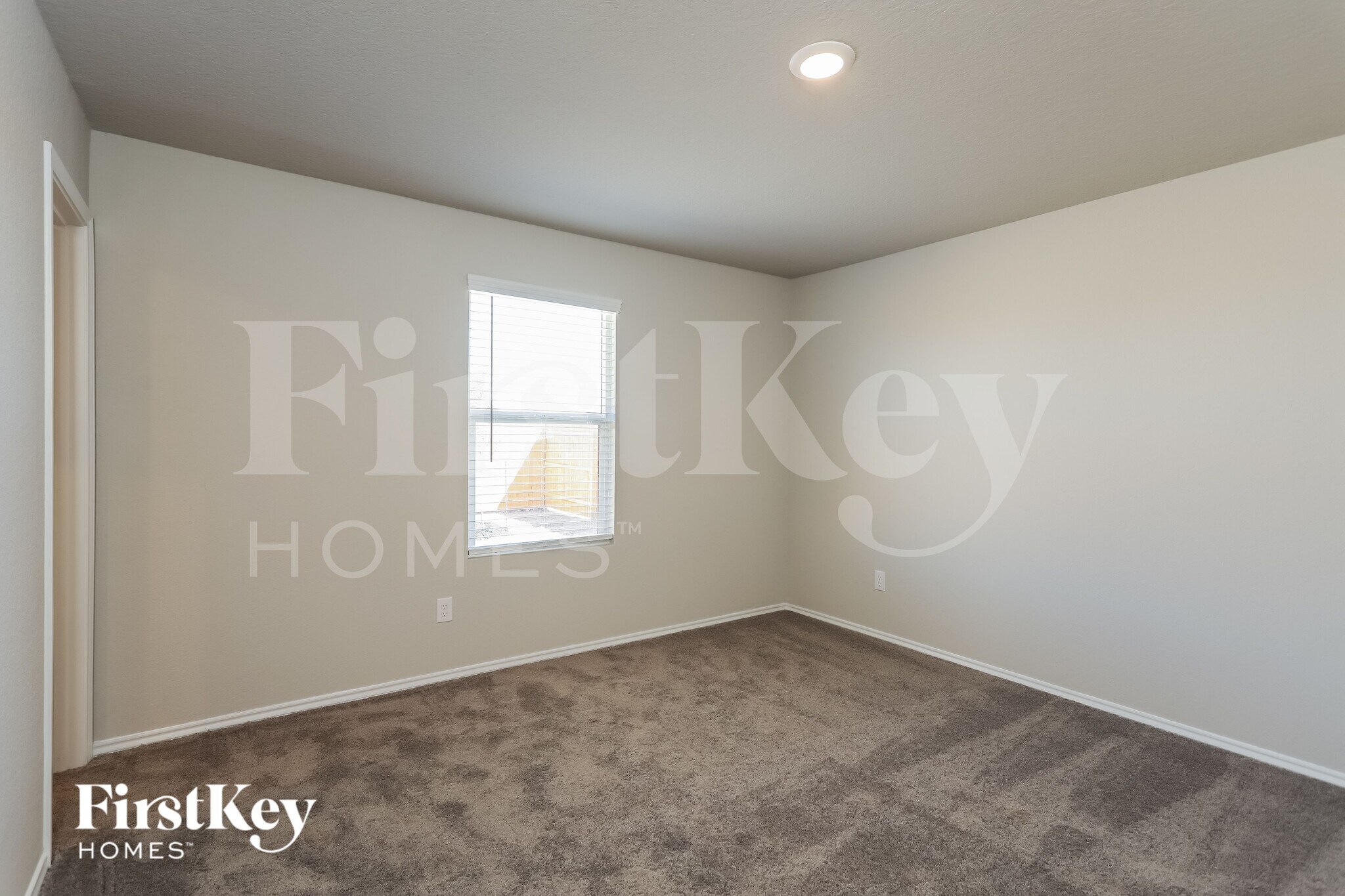 Building Photo - 10719 Prusiner Dr