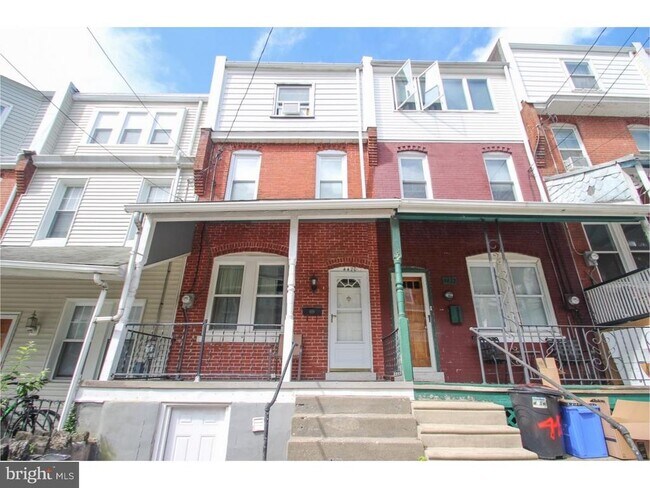 Building Photo - 4420 Fleming St