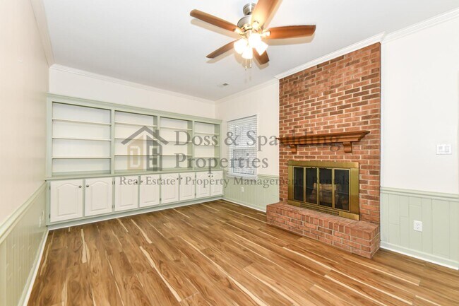 Building Photo - 500 Lindley Rd