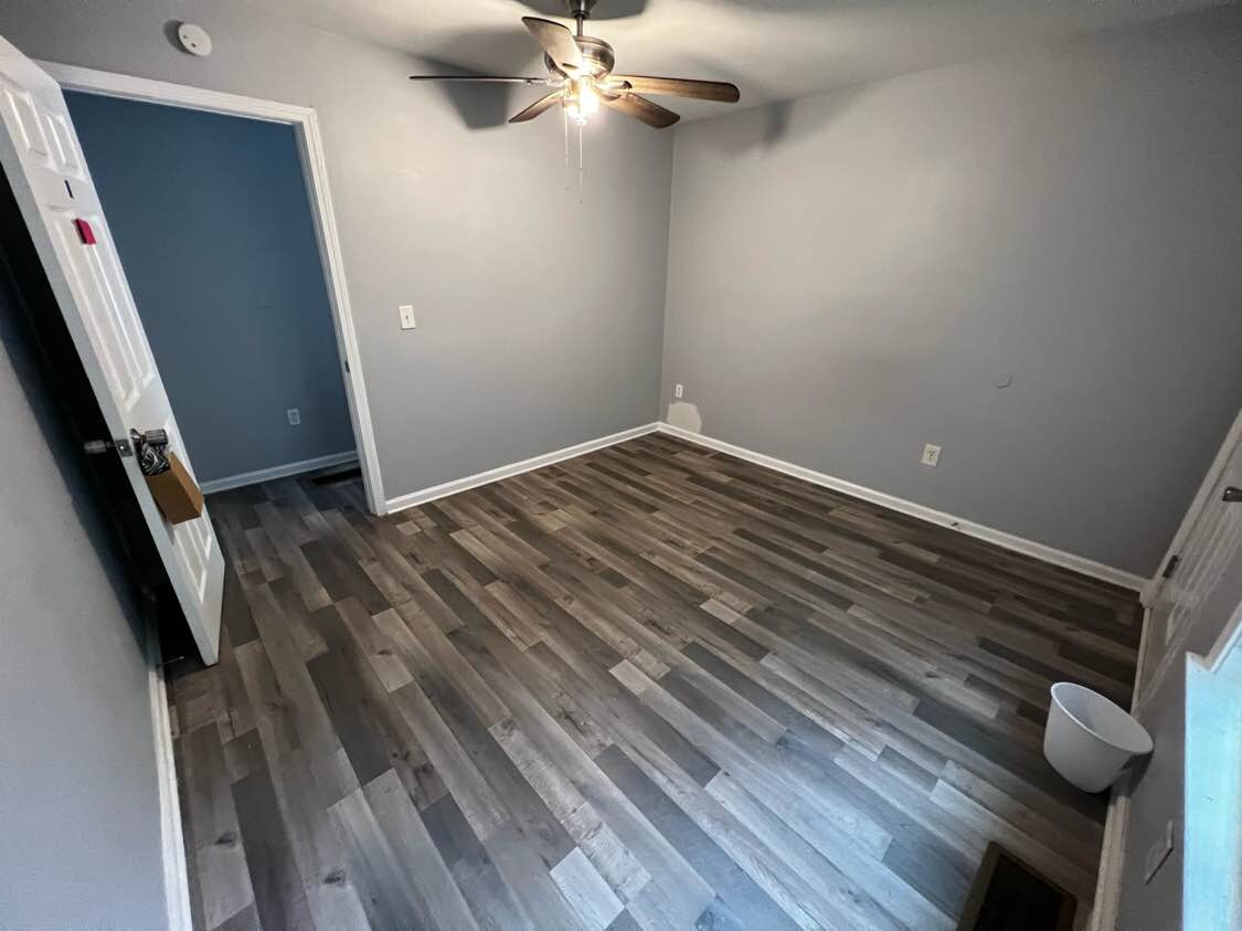 Building Photo - Room in Duplex on Jones Ave NW