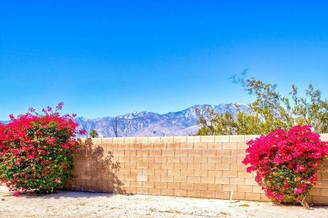 Building Photo - 30595 Sierra Pl