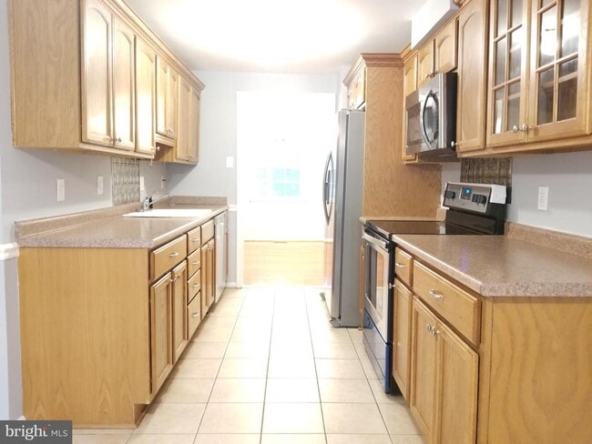 Building Photo - 8223 Goldstream Ct