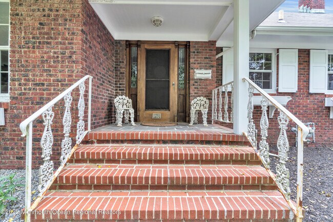 Building Photo - A208 Trenton Blvd