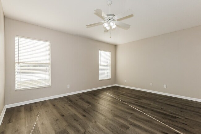 Building Photo - 12606 Montford Ln