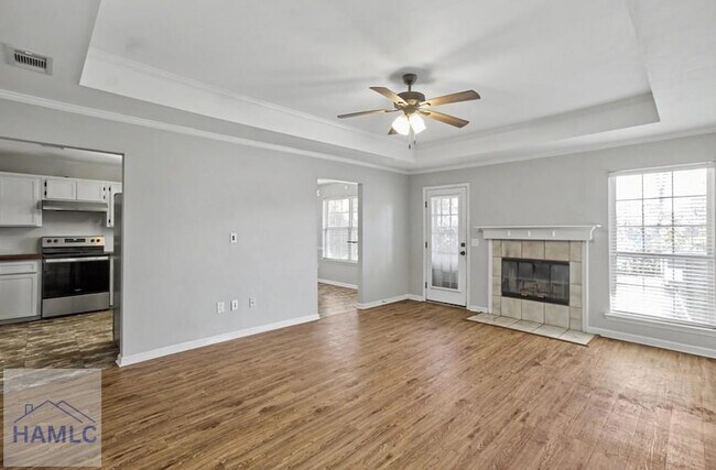 Building Photo - 404 Clairemore Cir