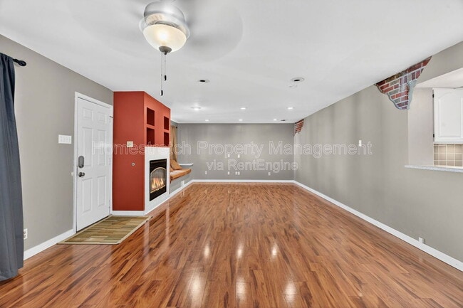 Building Photo - 1255 St Antoine St