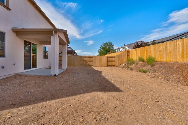 Building Photo - Brand-New 4BR Home with Solar in Rancho Co...