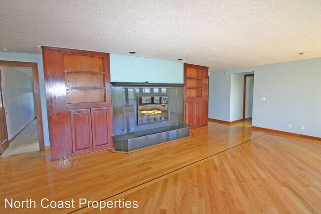 Building Photo - 5 br, 3.5 bath House - 89880 Ocean Drive