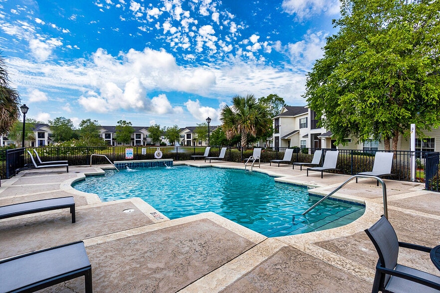 Pool - Sweetwater