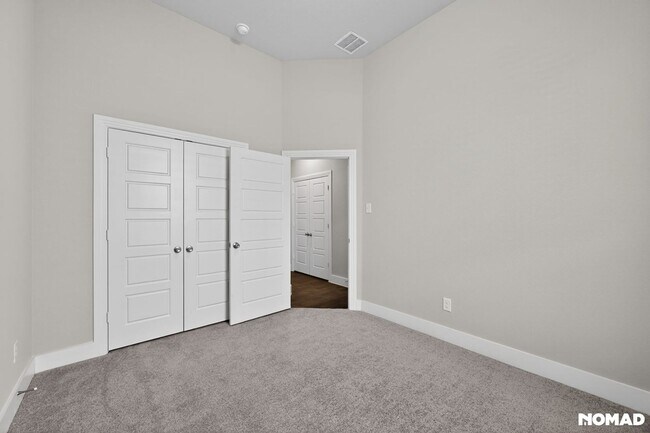 Building Photo - Spacious 4Bd/3Bath House in Little Elm