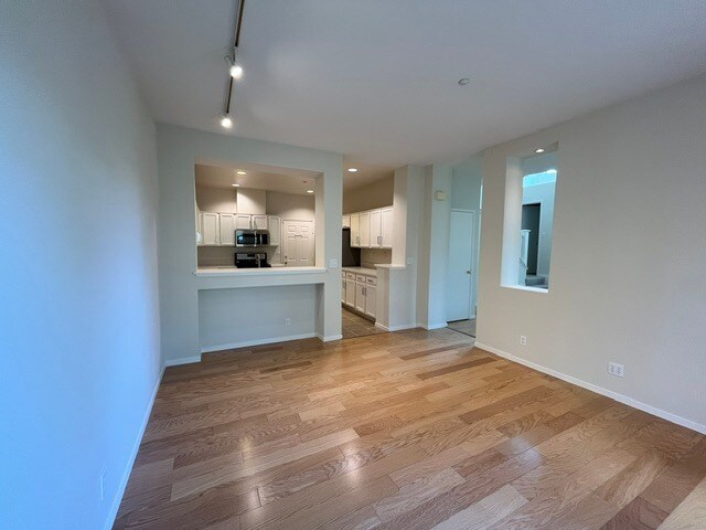 Building Photo - 150 Positano Cir