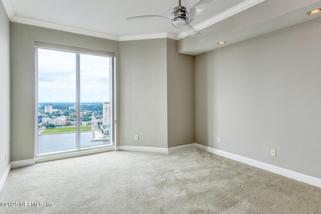 Building Photo - 1431 Riverplace Blvd