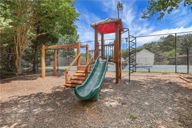 Building Photo - 3208 Juniper Dr