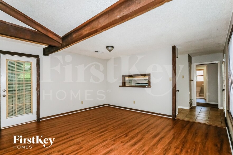 Building Photo - 4571 Blue Willow Rd