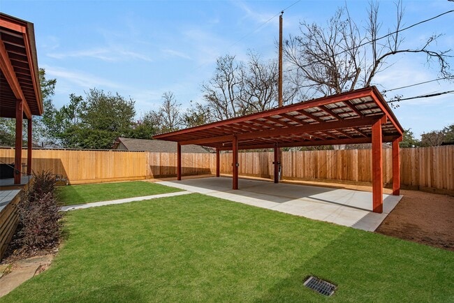 Building Photo - 1459 Munger St